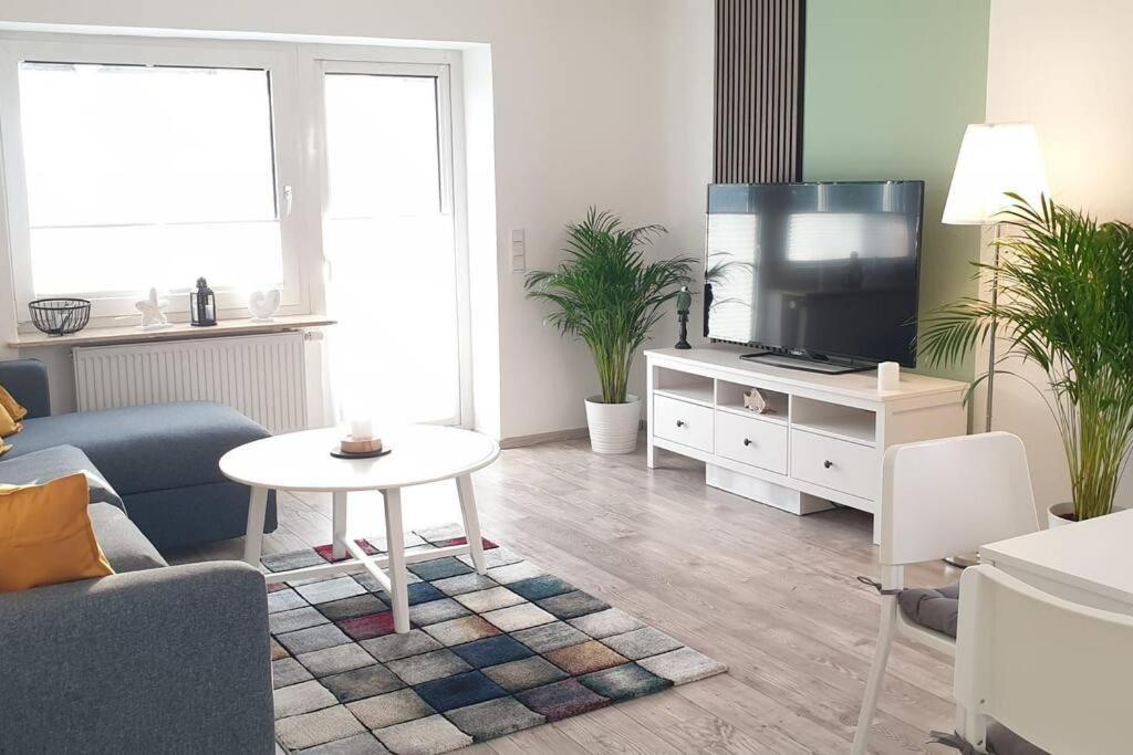 Charmante Haushaelfte Mit Garten Und Terrasse Фленсбург Екстериор снимка