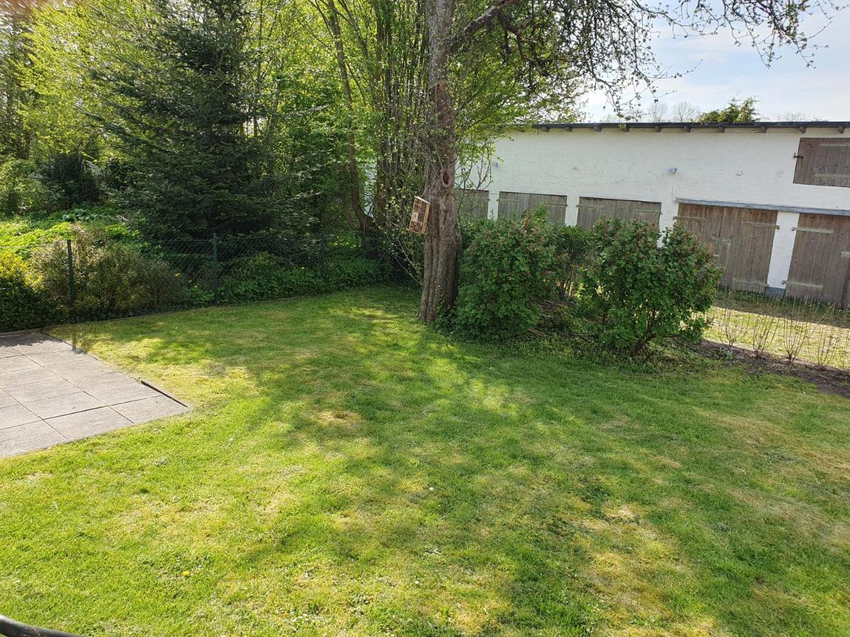 Charmante Haushaelfte Mit Garten Und Terrasse Фленсбург Екстериор снимка